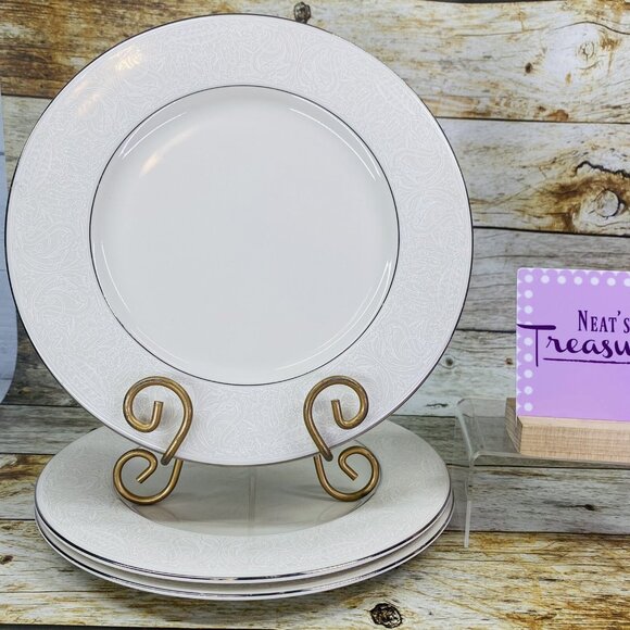 American Manor China CHANTILLY Cream Flowers Platinum Trim Dinner Plates Set 3 - Picture 1 of 15